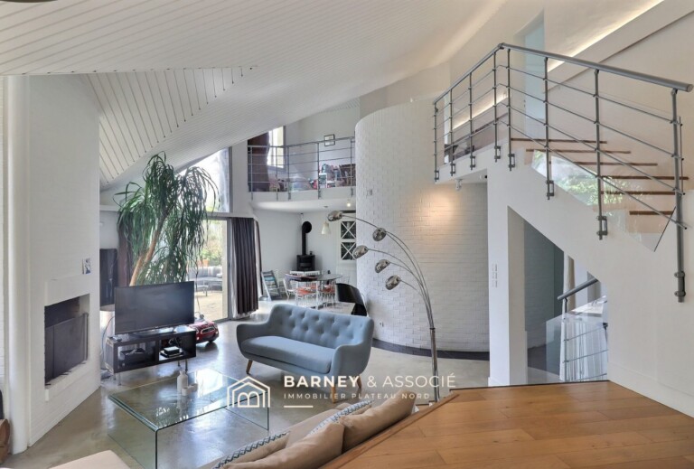 Maison familiale quartier résidentiel