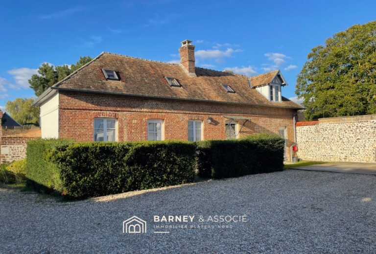 Maison de campagne 350 m² avec piscine
