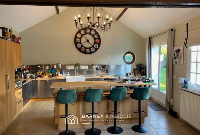 Maison de campagne 350 m² avec piscine