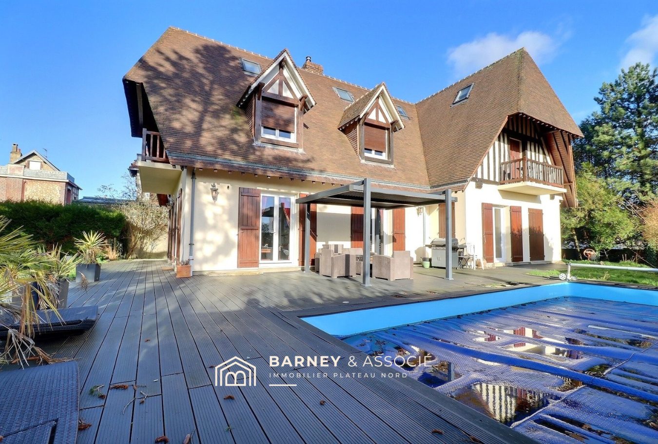 Maison 7 pièces 253 m² · à Bois-Guillaume · 252,7 m² · 699 000 €