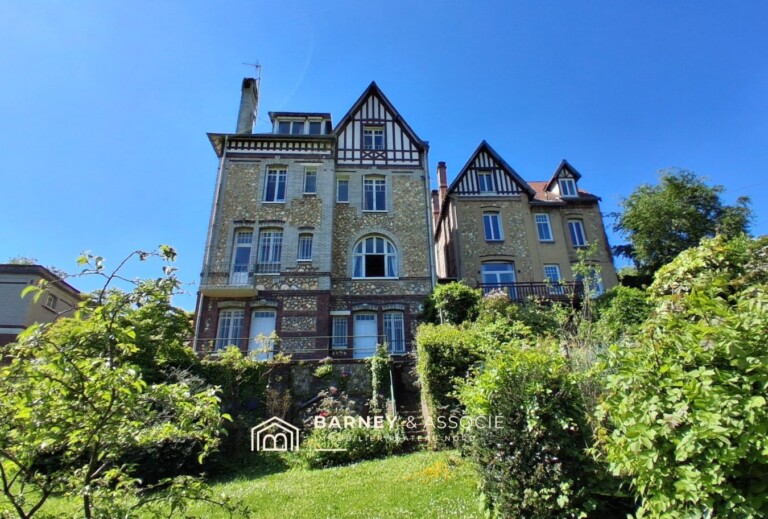 Maison bourgeoise 15 minutes de la Gare