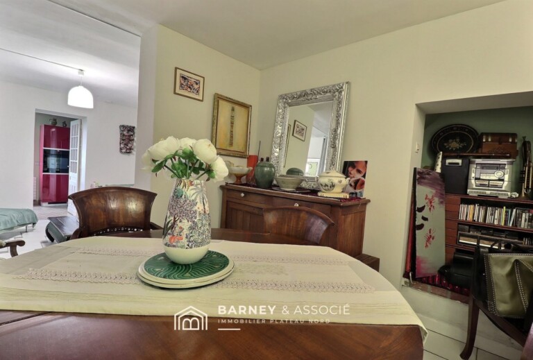 Charmante maison avec vue degagée – Quartier Mont-Fortin