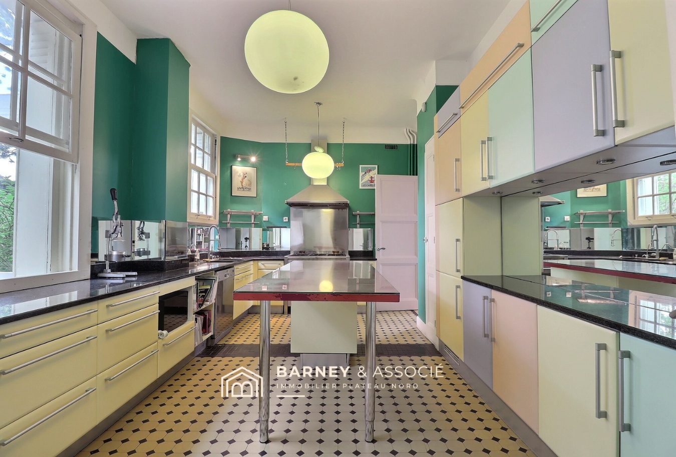Demeure familiale avec piscine – Proche Boulingrin