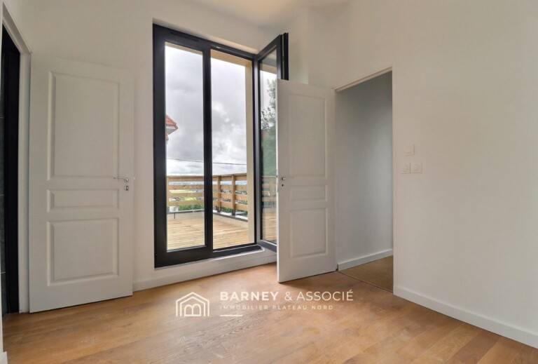 Maison individuelle entiérement renovee