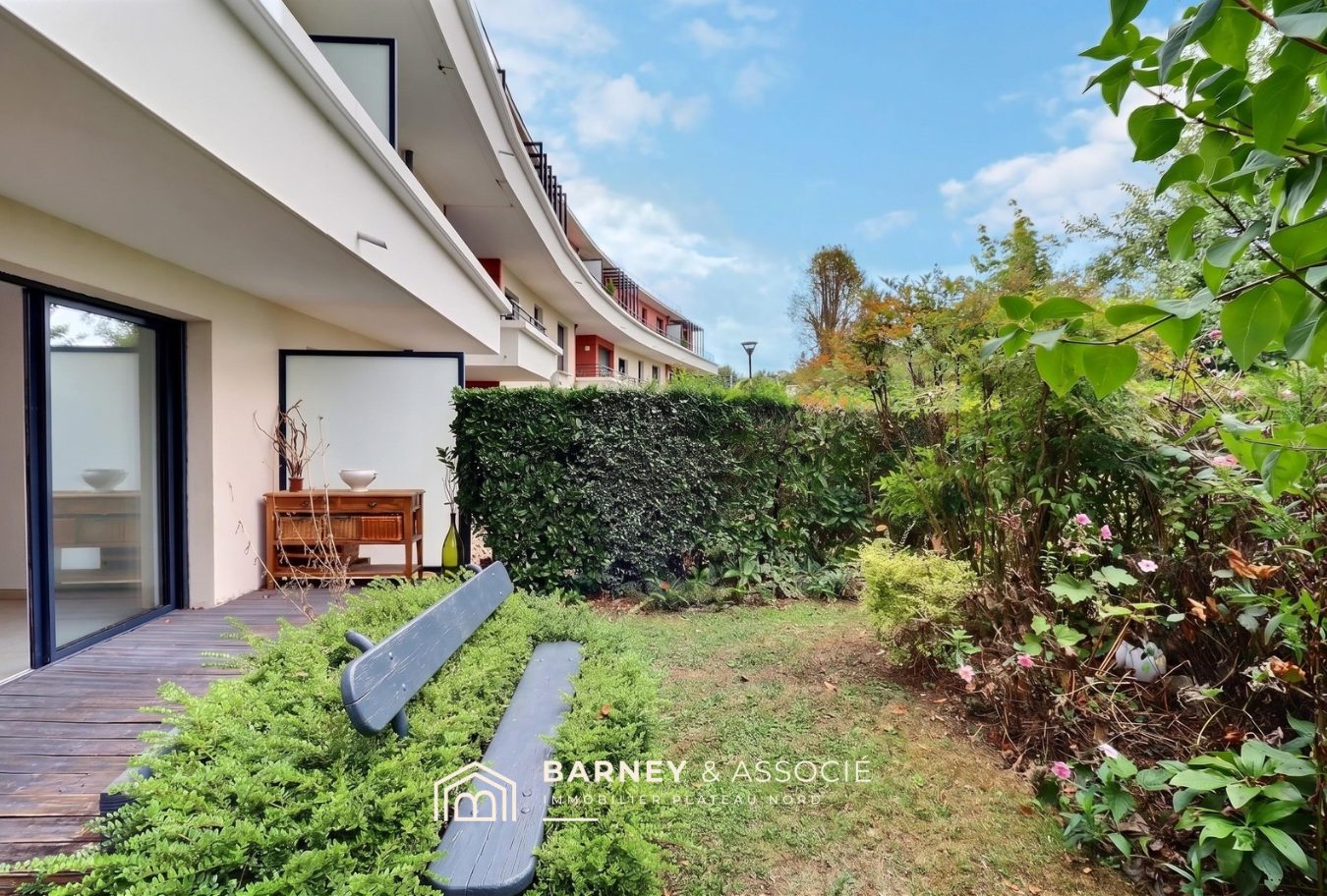 Rare à Mont-Saint-Aignan : Bel appartement avec exterieur privatif