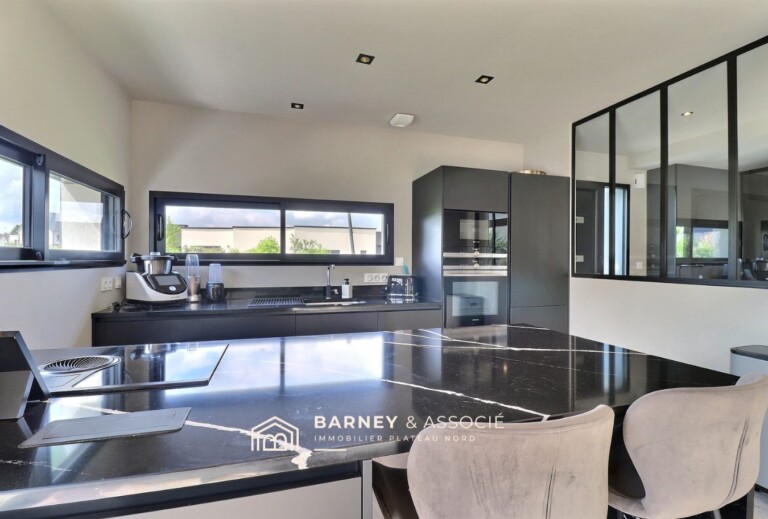 Nouveauté, Contemporaine au Domaine du Manoir