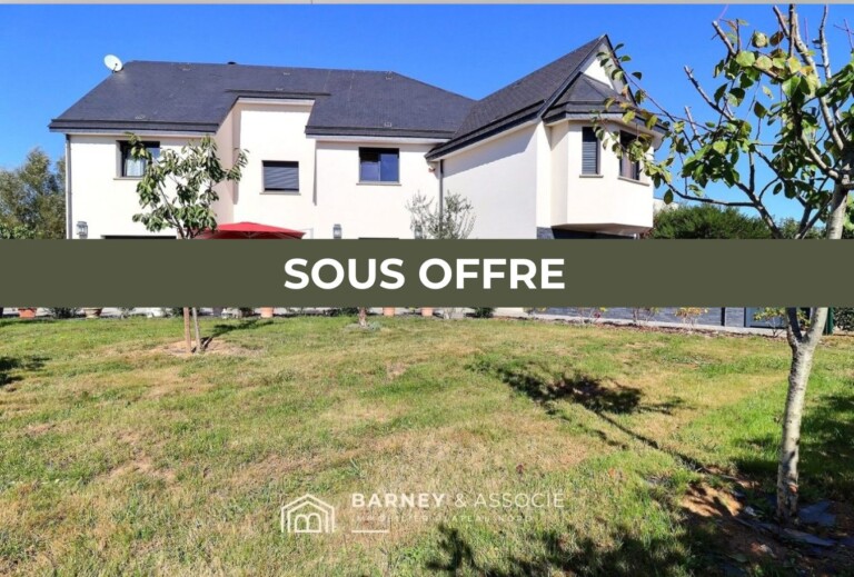 Belle maison contemporaine à proximité des commodités