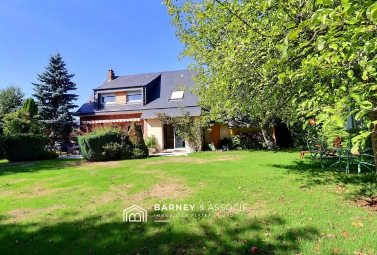 Maison d&rsquo;architecte quartier résidentiel